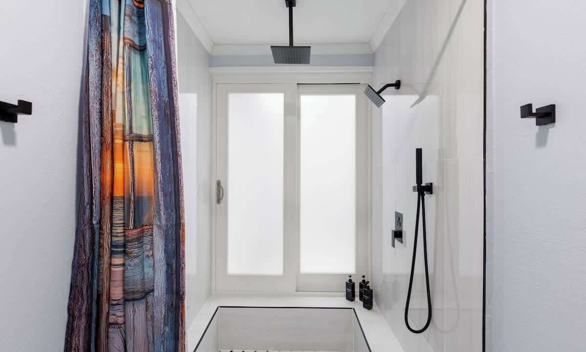 Photo of Bathroom in Ono Island