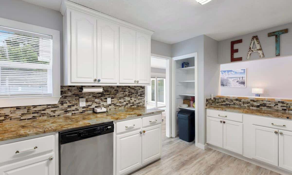 Photo of Kitchen in Ono Island