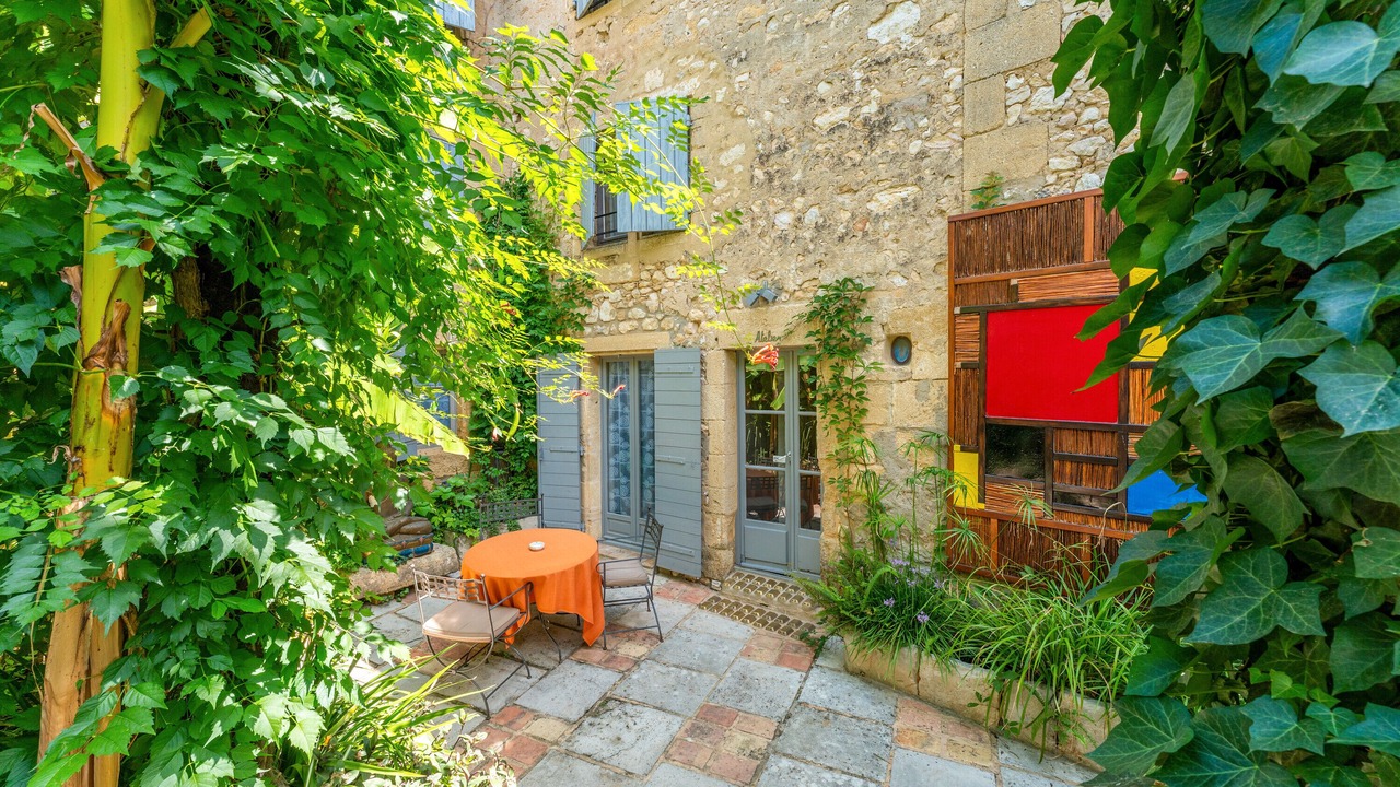 Photo of Outdoor in Collias