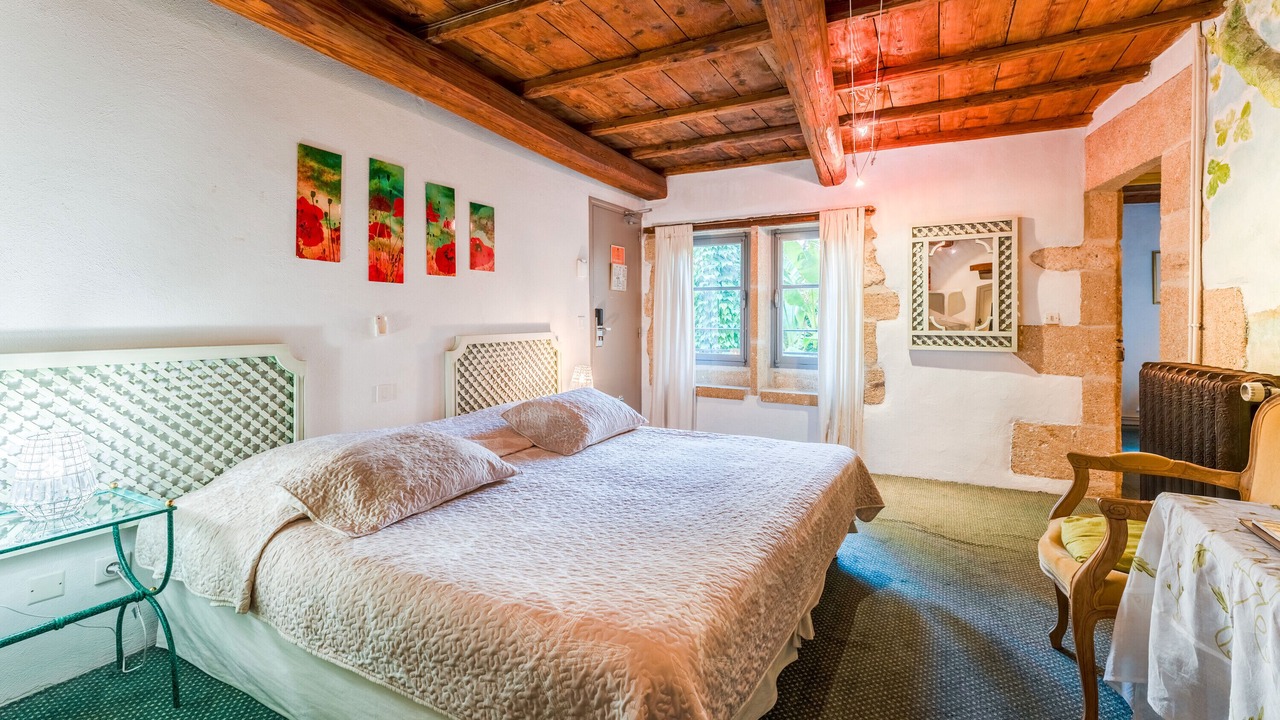 Photo of Bedroom in Collias