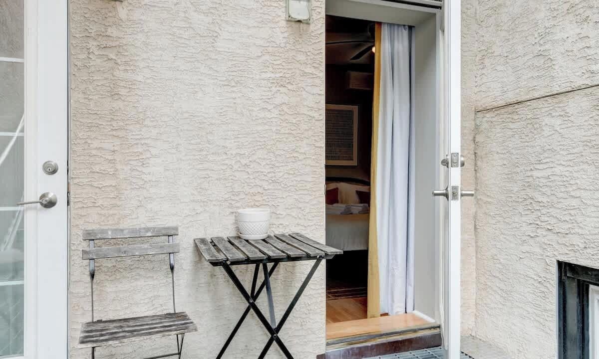 Photo of Outdoor in Rittenhouse Row