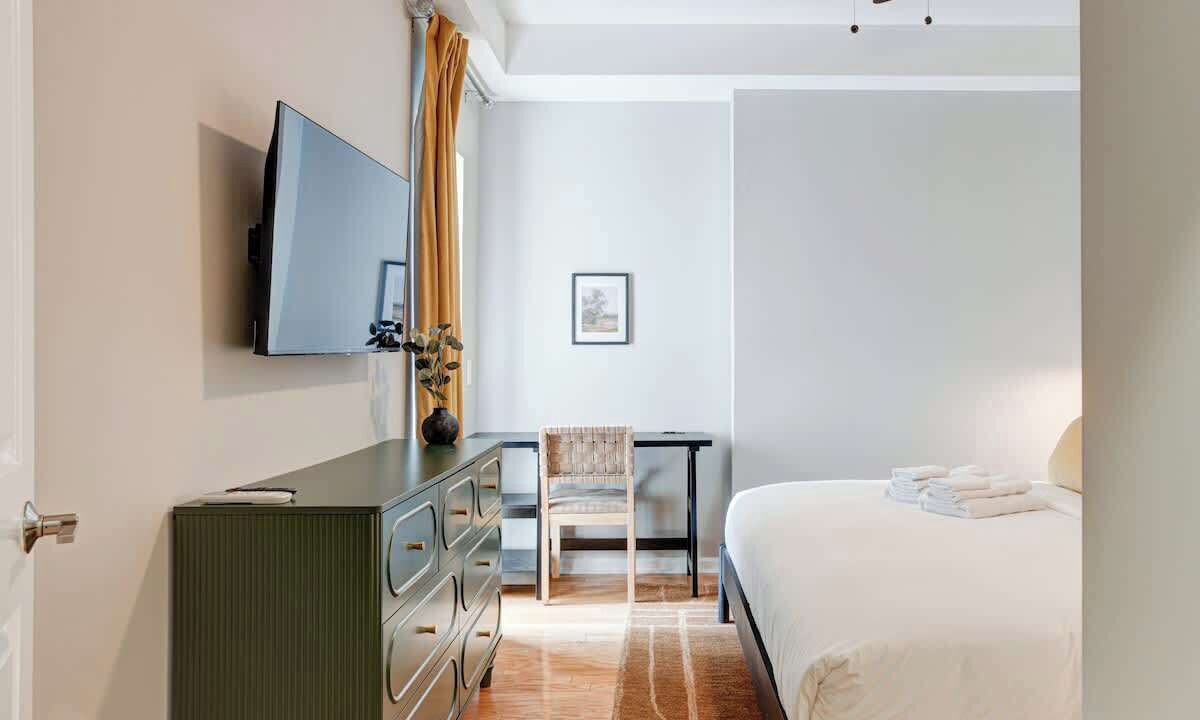 Photo of Bedroom in Rittenhouse Row