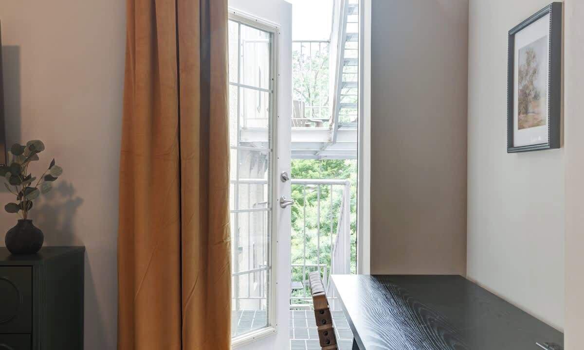 Photo of Others in Rittenhouse Row