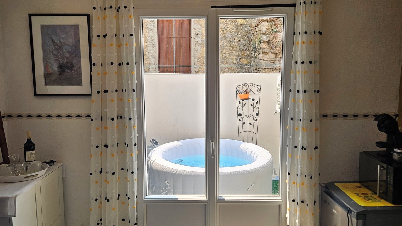 Photo of Bedroom in Lezignan-Corbieres