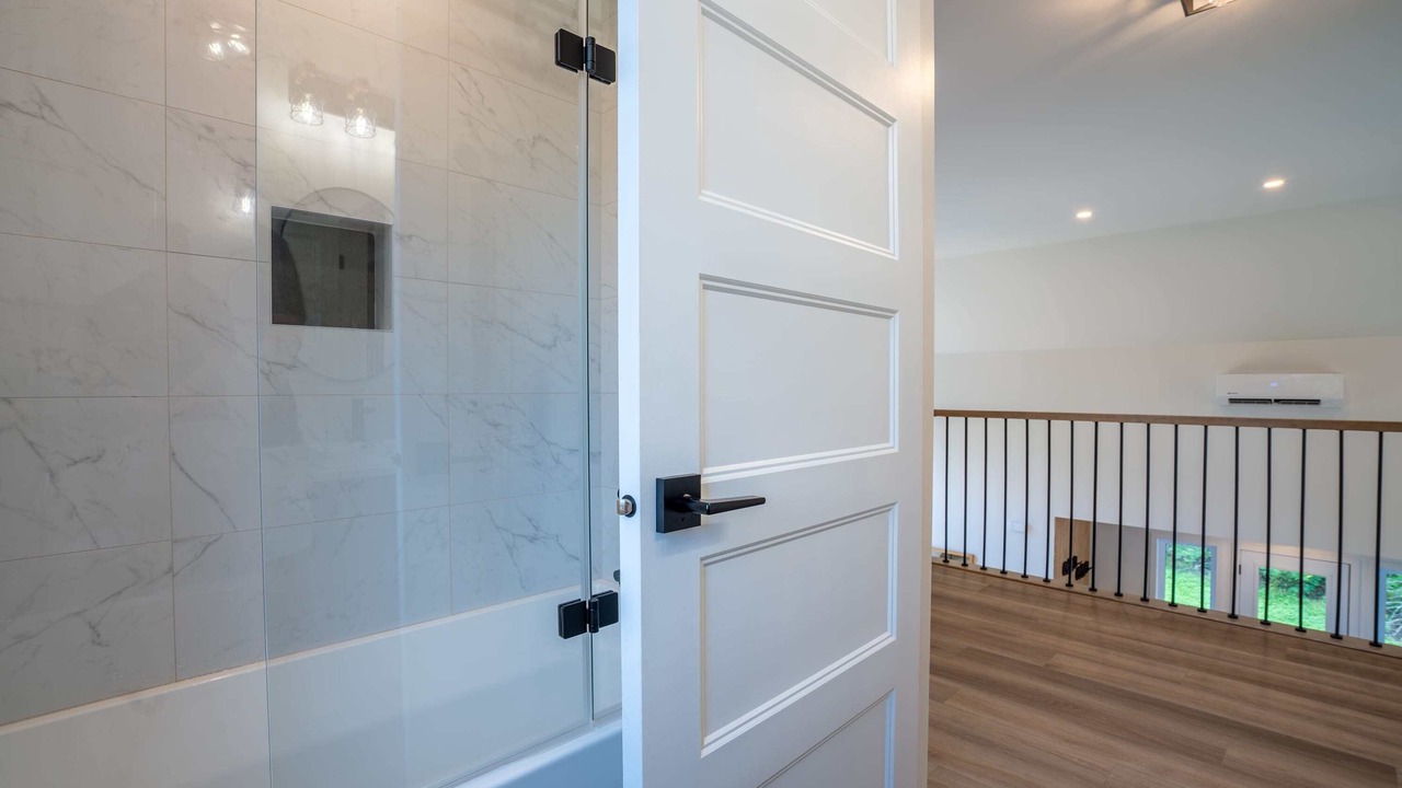 Photo of Bathroom in Lac-Swell
