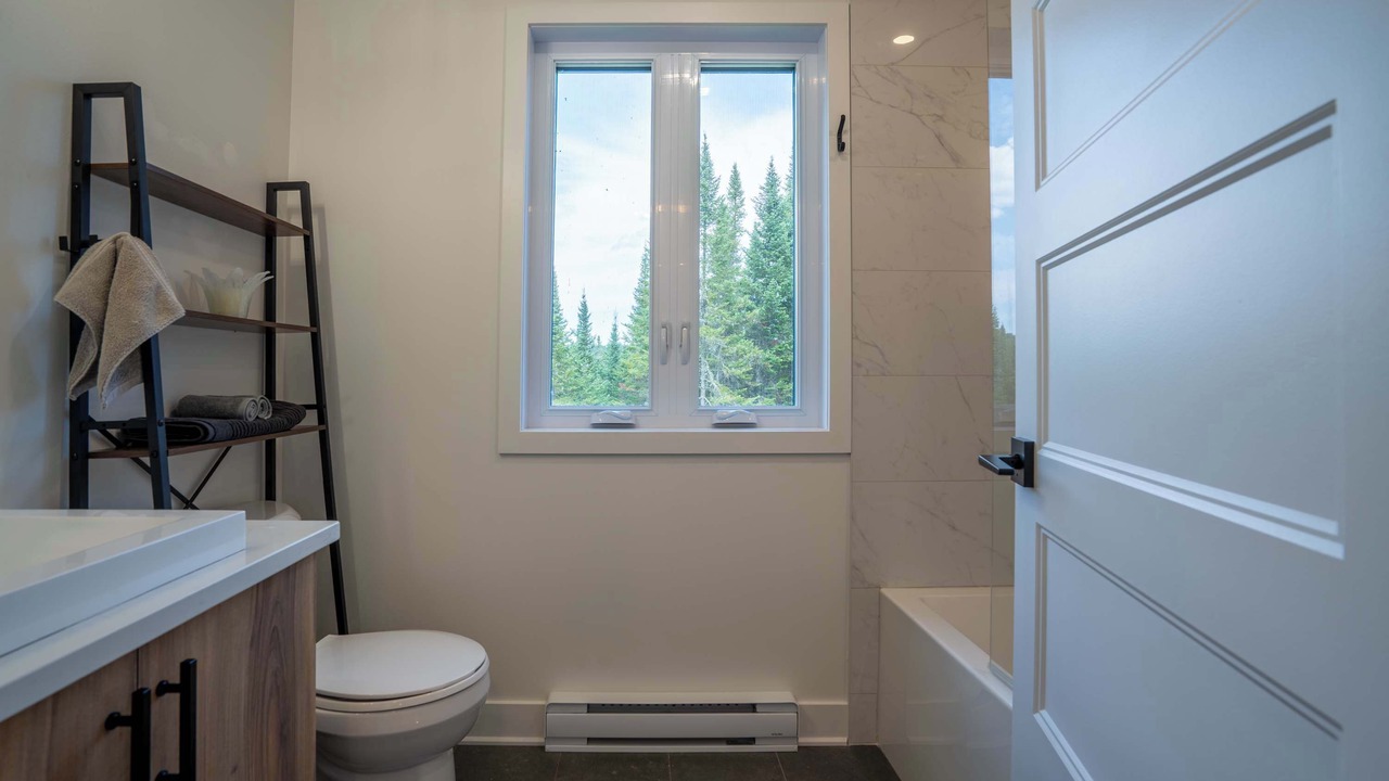 Photo of Bathroom in Lac-Swell
