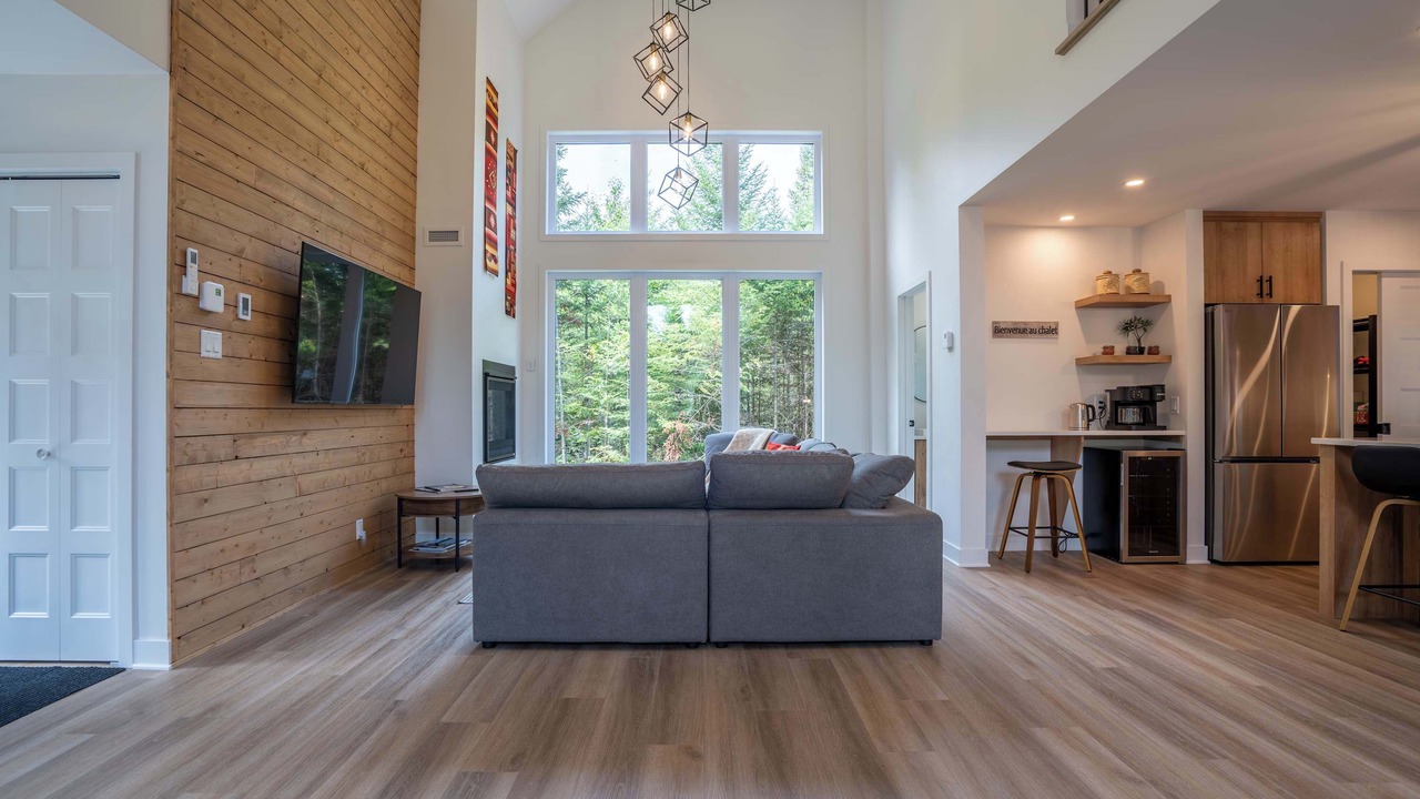 Photo of Livingroom in Lac-Swell