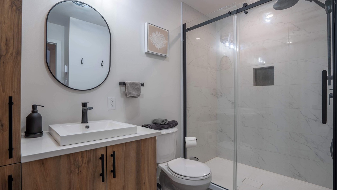 Photo of Bathroom in Lac-Swell