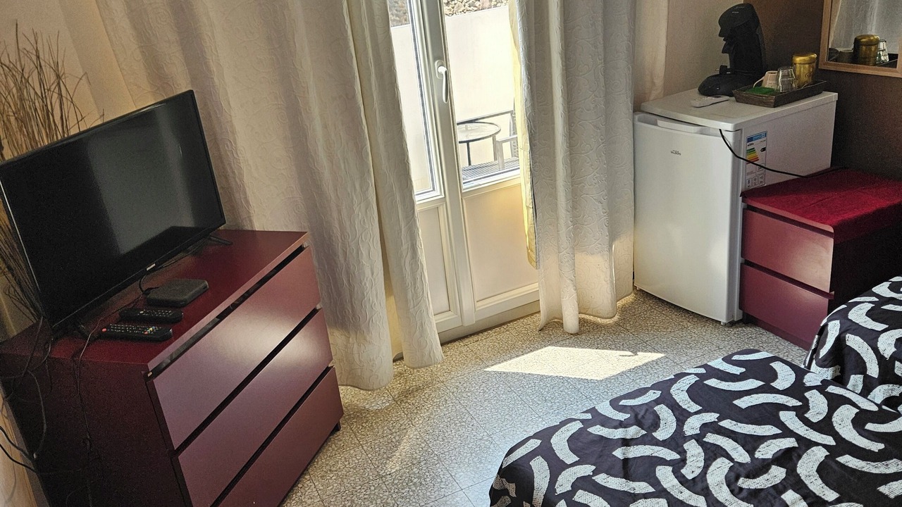 Photo of Bedroom in Lezignan-Corbieres