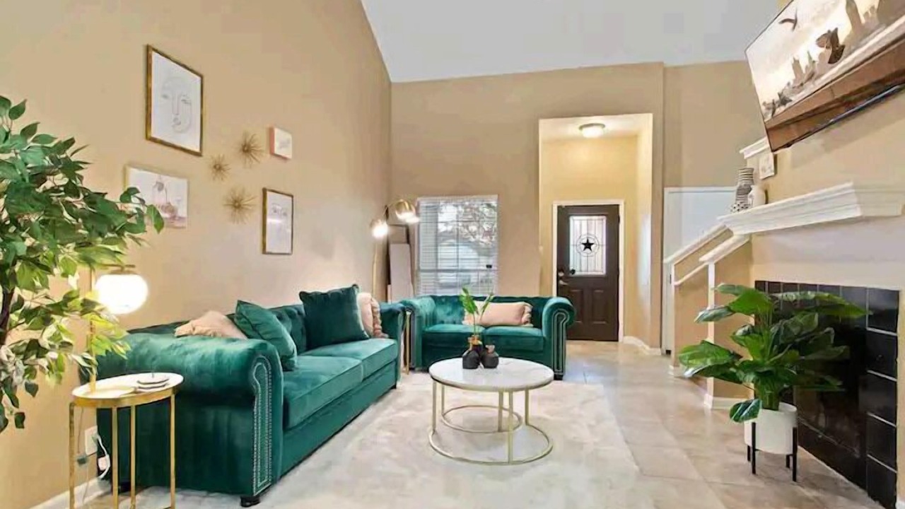 Photo of Livingroom in Austin