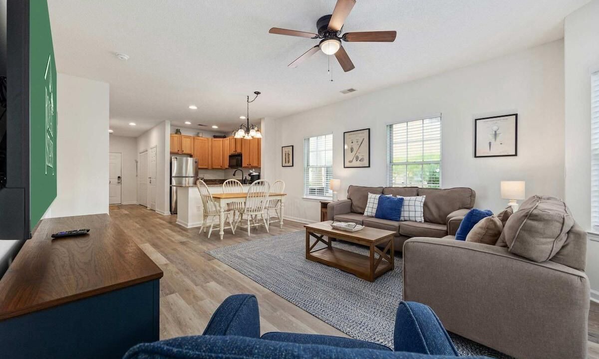 Photo of Livingroom in Red Hill