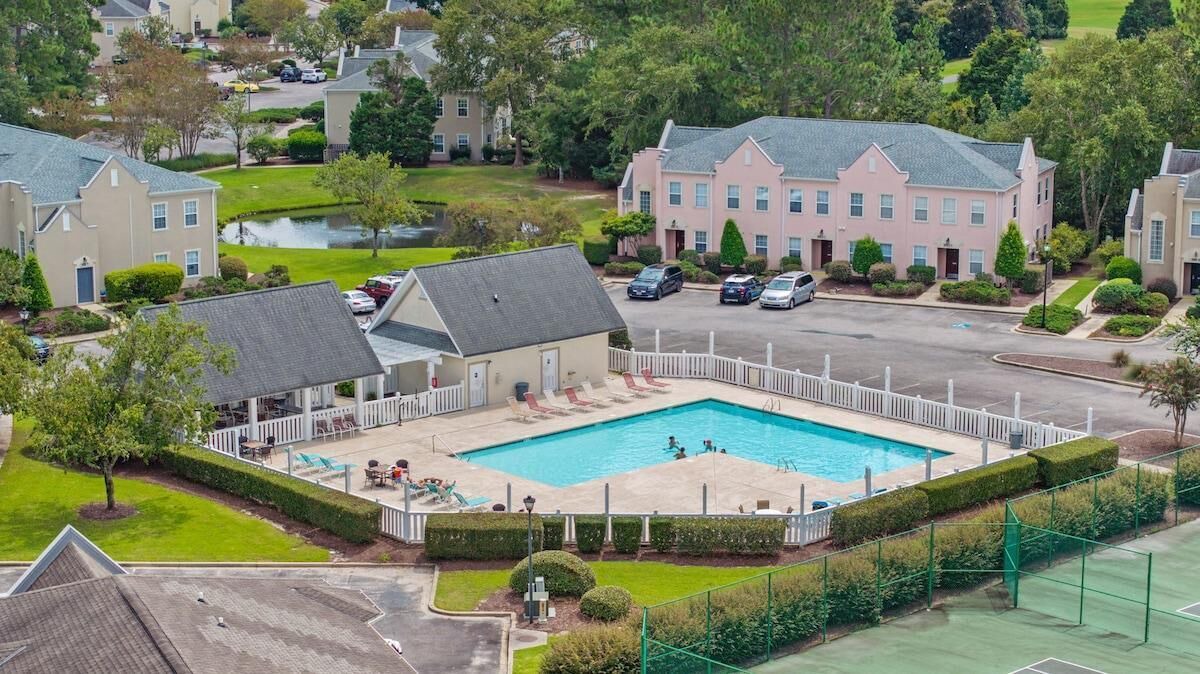Photo of Outdoor in Red Hill