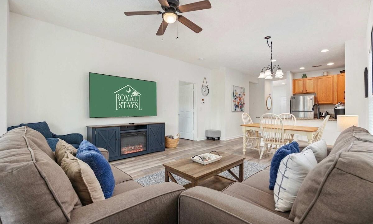 Photo of Livingroom in Red Hill