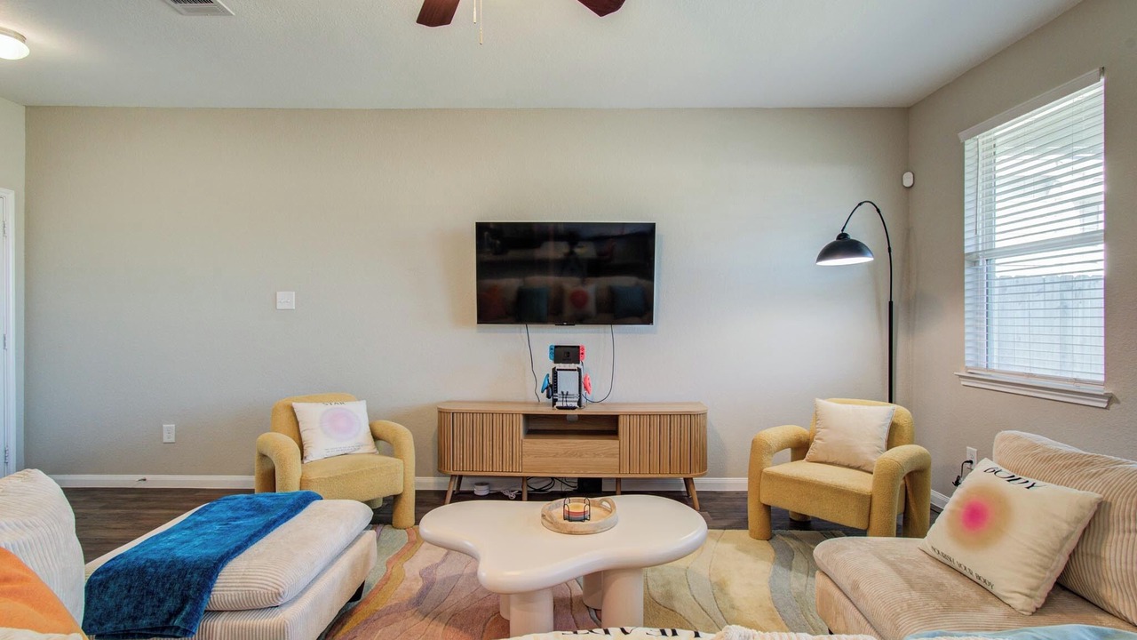 Photo of Livingroom in Katy