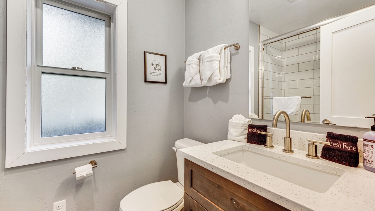 Photo of Bathroom in Old Town