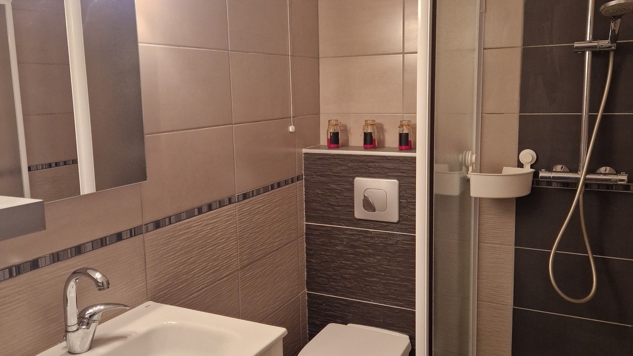 Photo of Bathroom in Meze