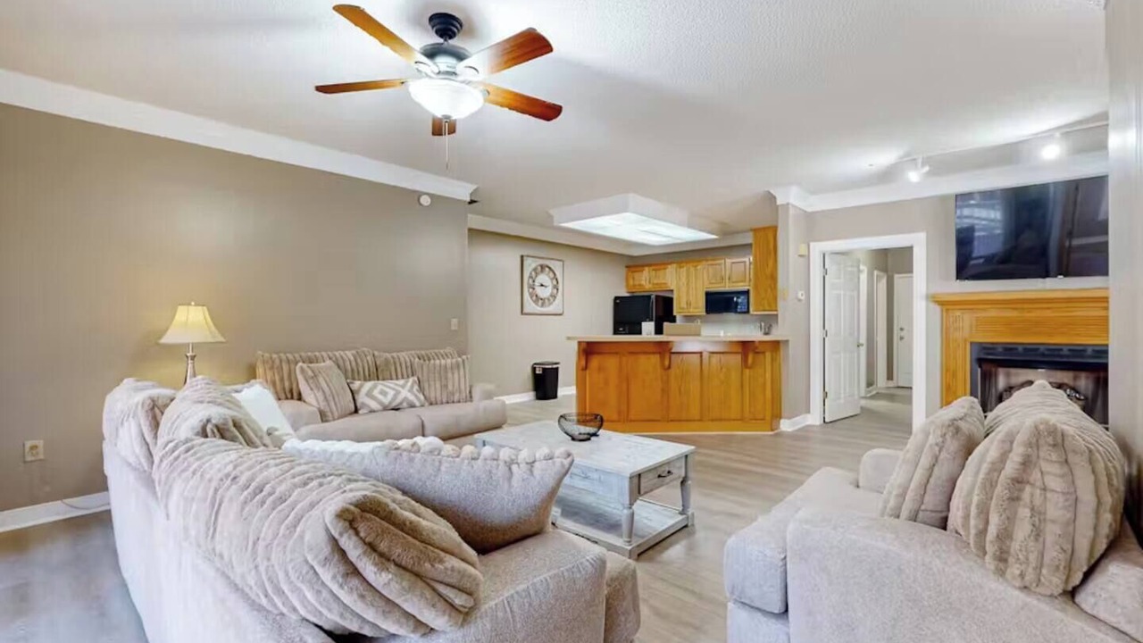 Photo of Livingroom in Ellijay