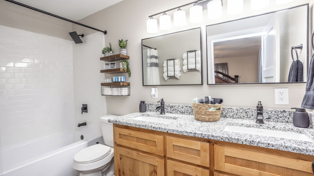 Photo of Bathroom in Thackerville