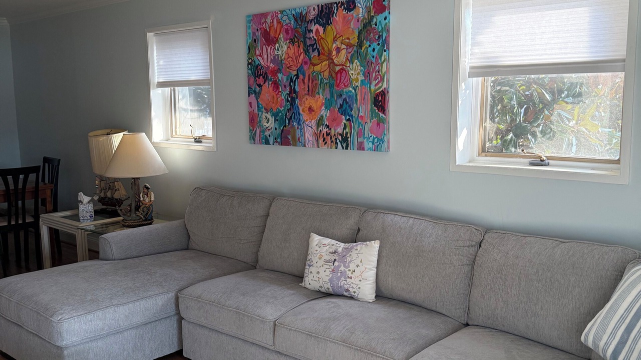 Photo of Livingroom in Eastport