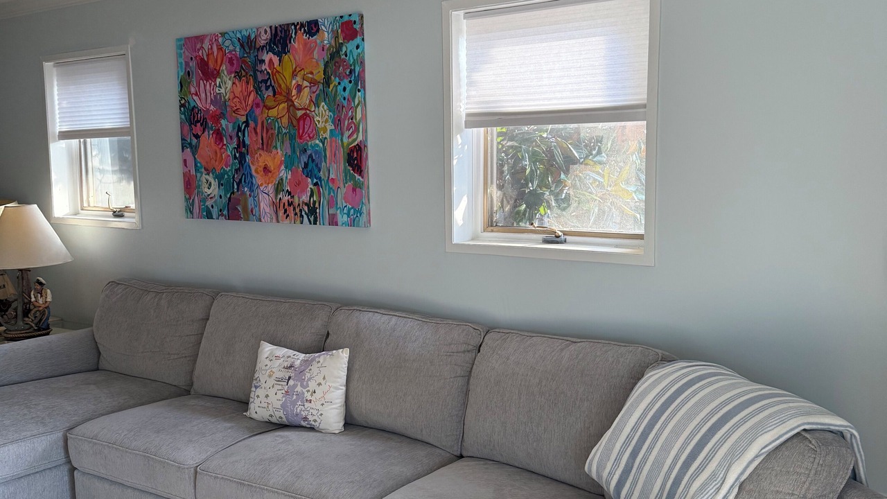 Photo of Livingroom in Eastport