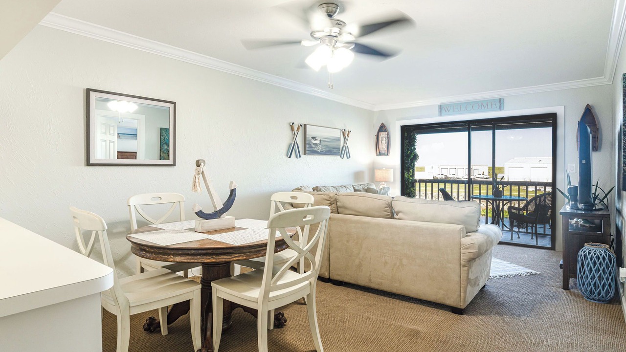 Photo of Livingroom in Clewiston