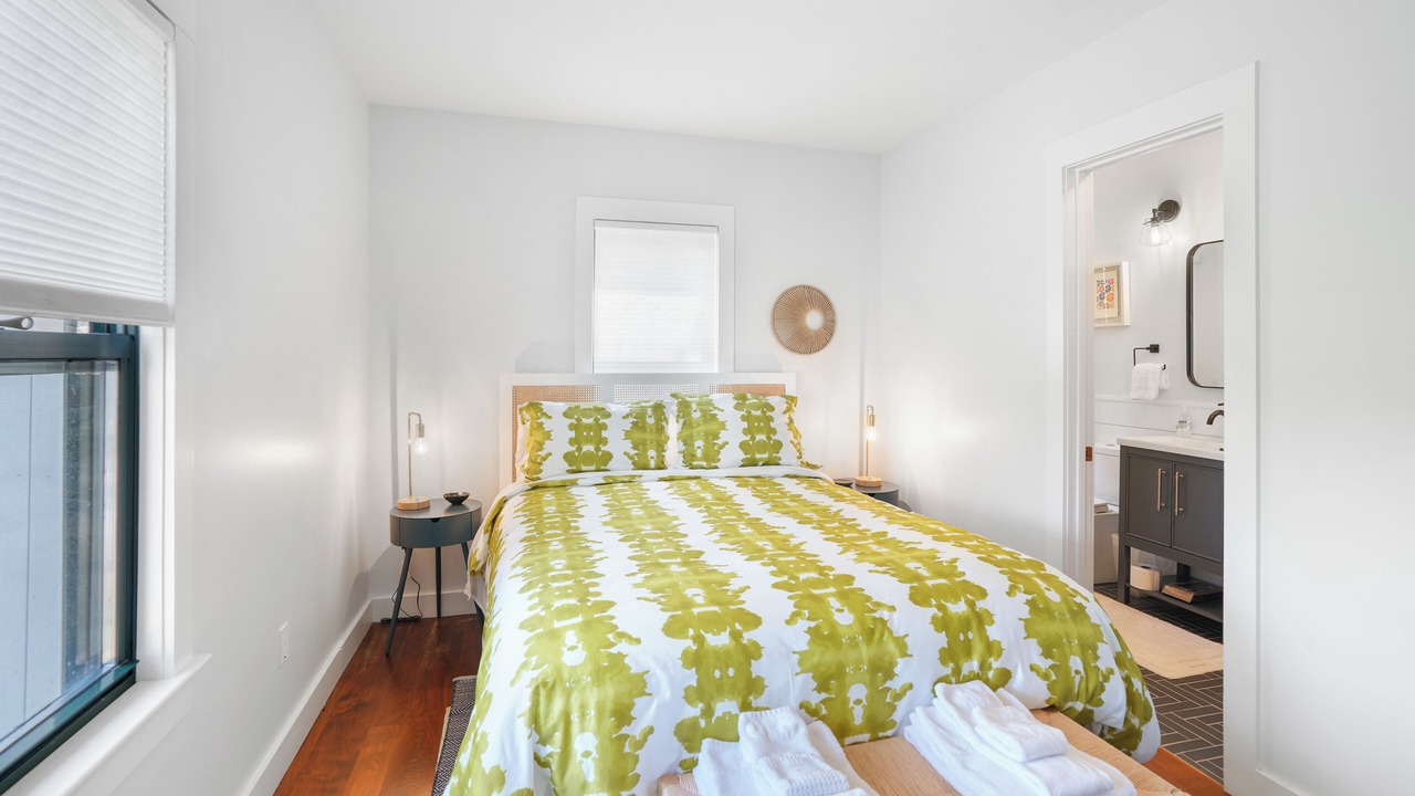 Photo of Bedroom in Oak Bluffs