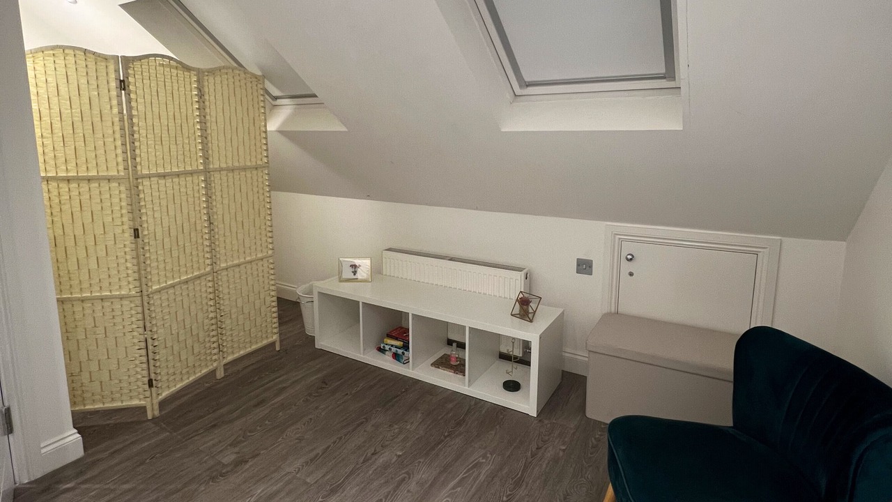 Photo of Others in Edgware