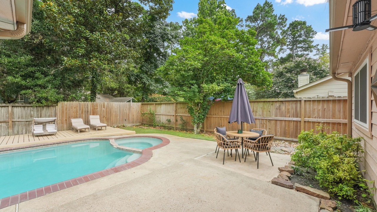Photo of Outdoor in Grogan's Mill