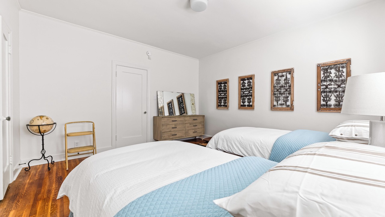 Photo of Bedroom in Mid City