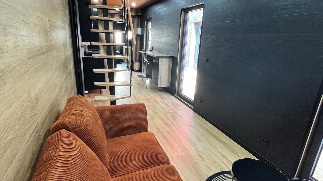 Photo of Livingroom in Calais City Center