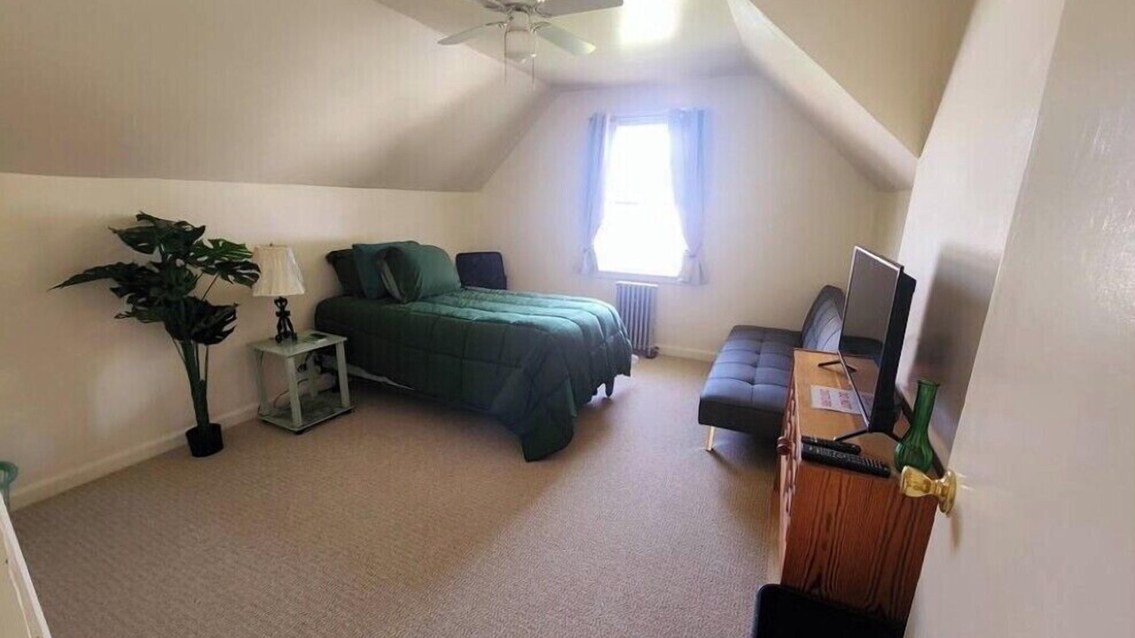 Photo of Bedroom in Elmont