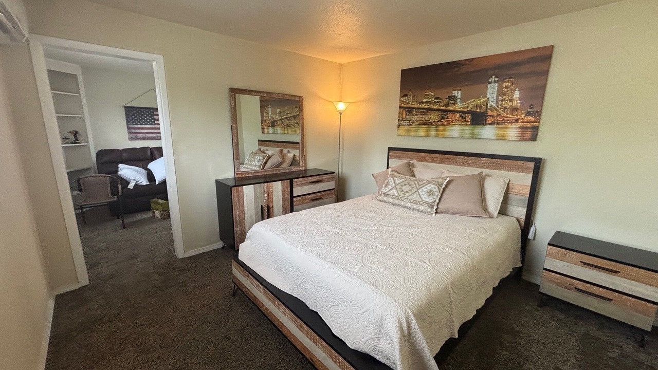 Photo of Bedroom in Roswell