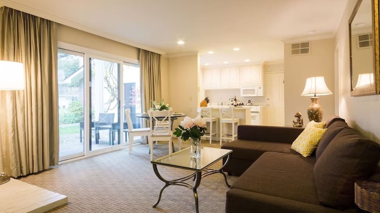 Photo of Livingroom in Napa