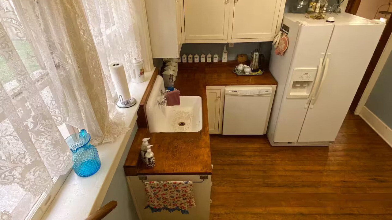 Photo of Kitchen in Duncan