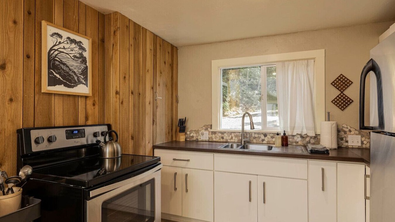 Photo of Kitchen in Roads End
