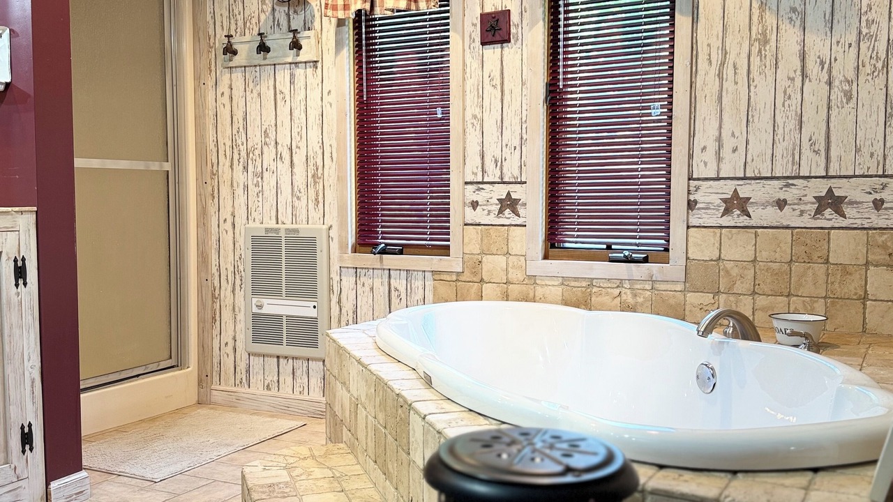 Photo of Bathroom in Redstar