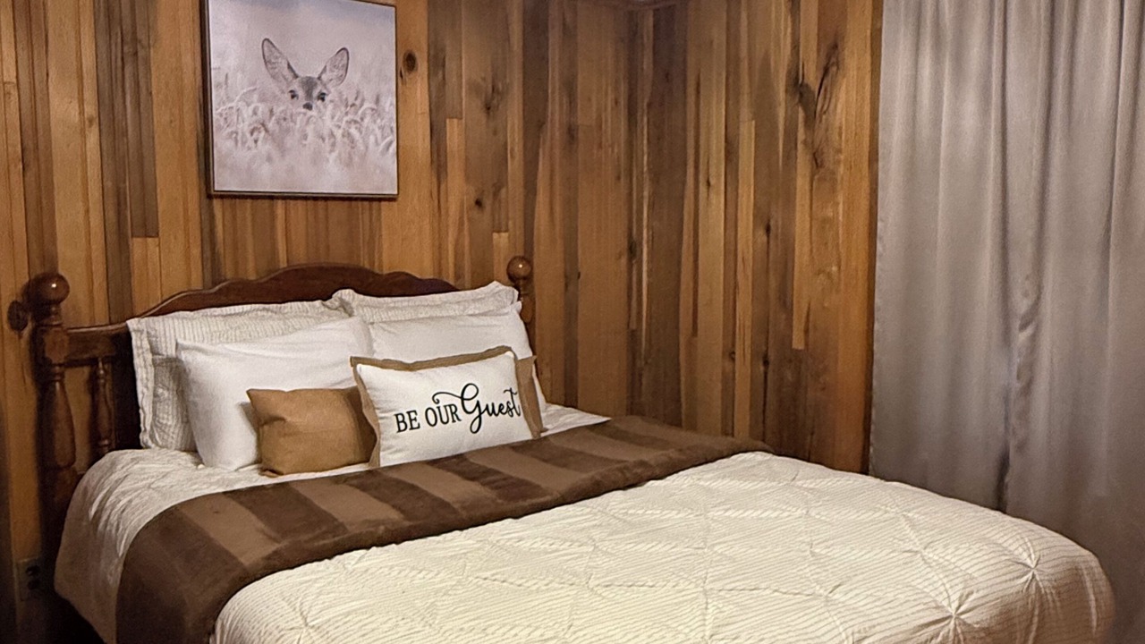 Photo of Bedroom in Redstar