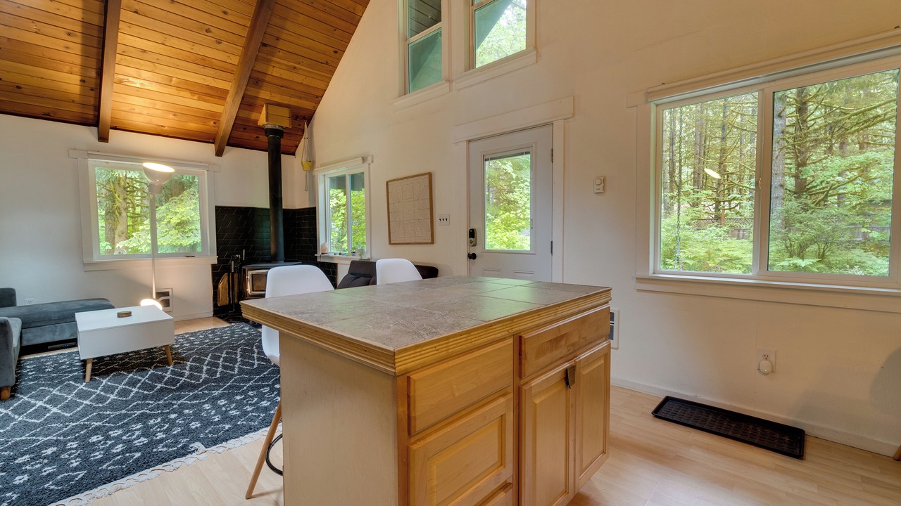 Photo of Others in Zigzag