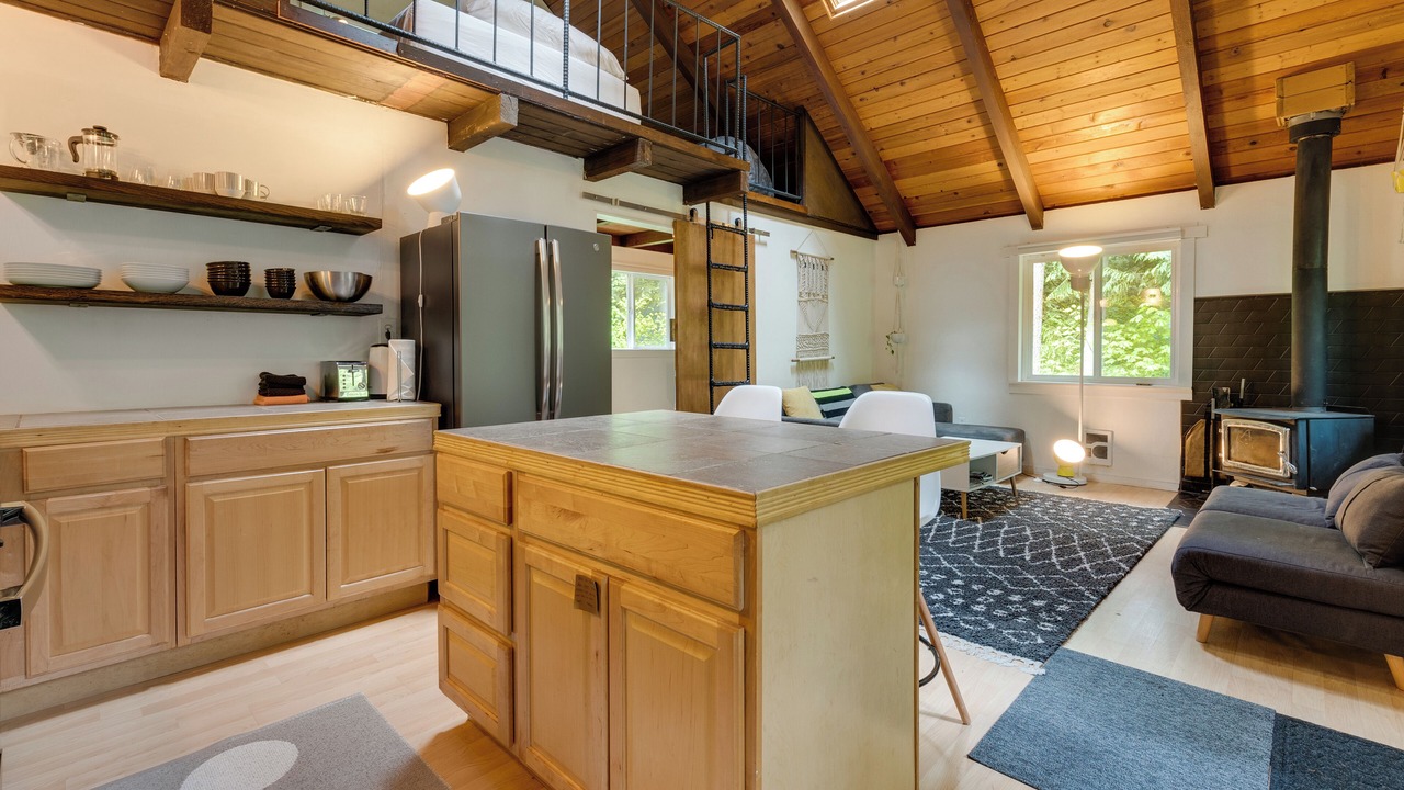 Photo of Others in Zigzag