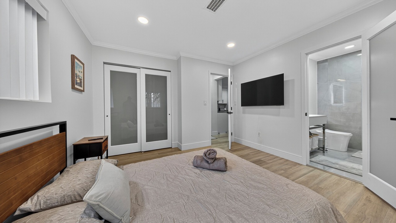 Photo of Bedroom in Central Business District