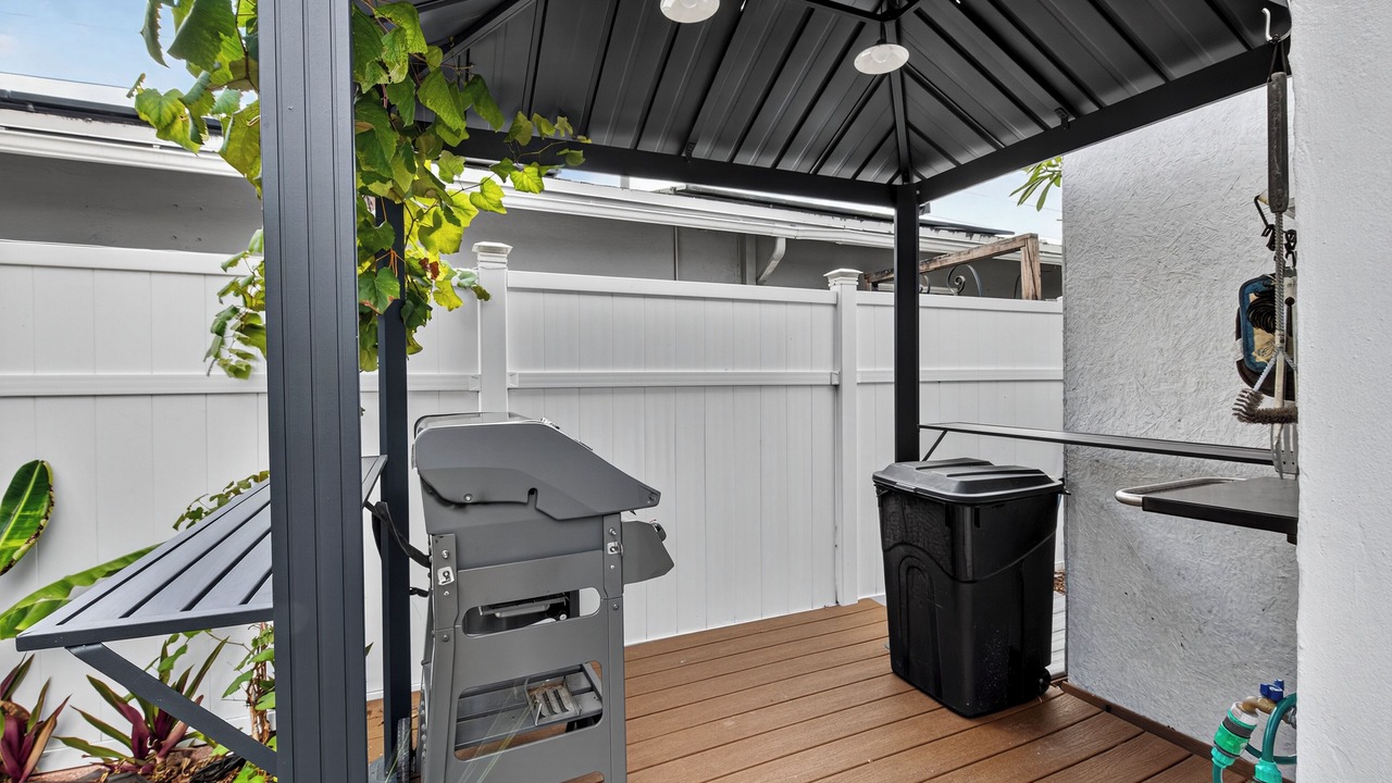 Photo of Patio Balcony in Central Business District
