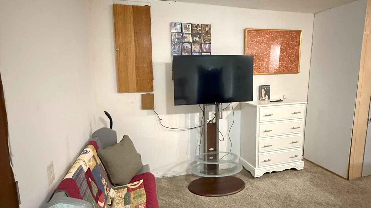Photo of Livingroom in Broken Arrow