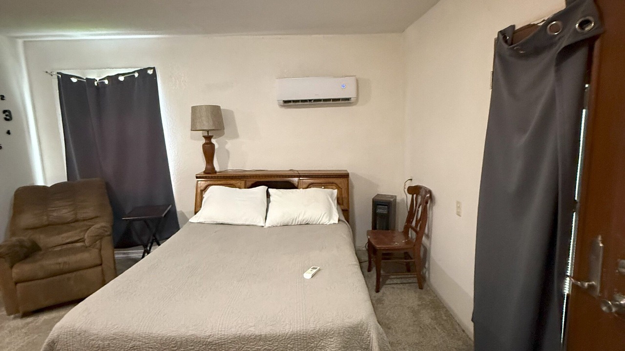 Photo of Bedroom in Broken Arrow