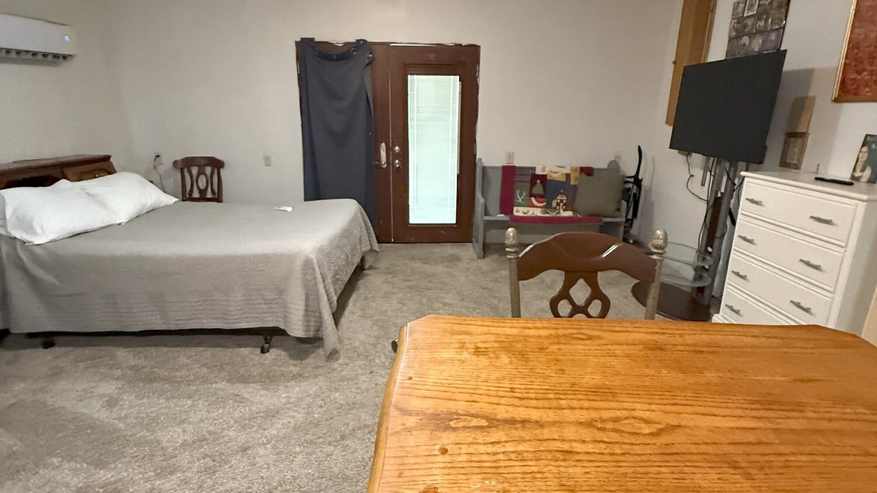 Photo of Bedroom in Broken Arrow
