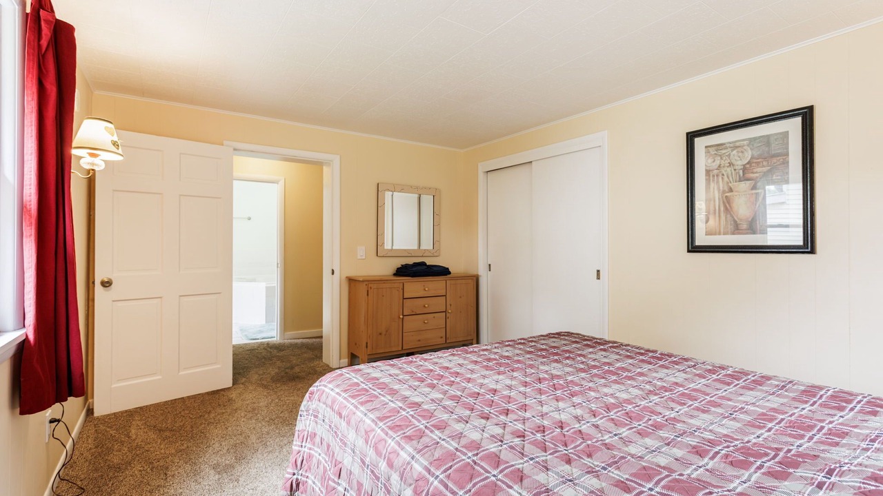 Photo of Bedroom in West Irondequoit