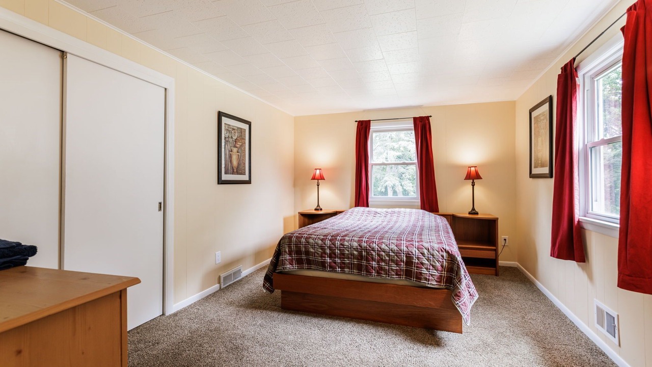 Photo of Bedroom in West Irondequoit