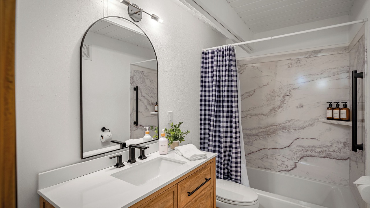 Photo of Bathroom in Packwood