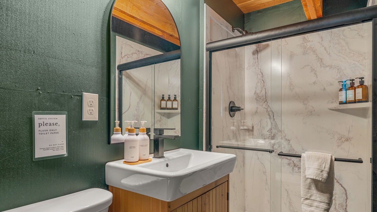 Photo of Others in Packwood