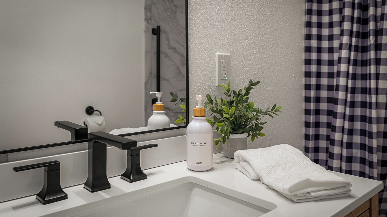 Photo of Others in Packwood