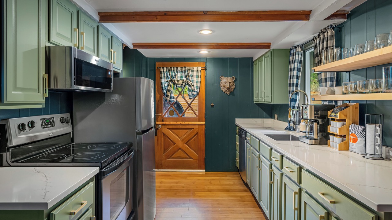 Photo of Others in Packwood